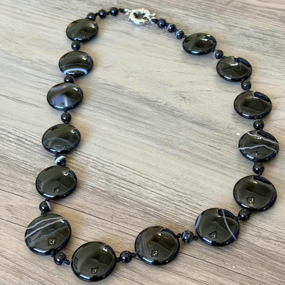 Black Agate Beaded Necklace 21” excellent condition